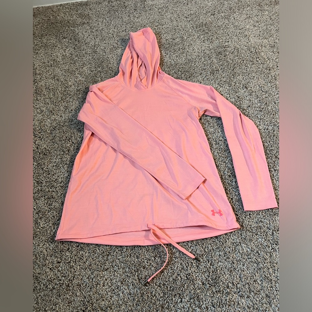 Under Armour - long sleeve workout top